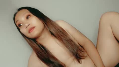 Snapshot of sweet_lover5 chatting on May 10, 2:00 pm SWEET LOVE online show from May 10, 2:00 pm
