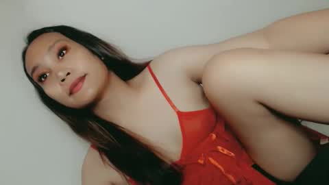 Snapshot of sweet_lover5 chatting on May 13, 3:04 am SWEET LOVE online show from May 13, 3:04 am
