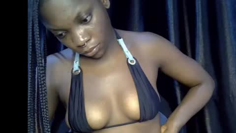 Snapshot of sweet_luna12 chatting on June 19, 7:01 am Luna online show from June 19, 7:01 am