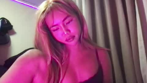 Snapshot of sweet_maleia69 chatting on June 15, 2:58 am Maleia online show from June 15, 2:58 am