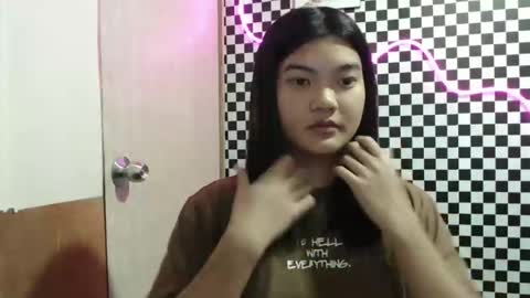 Snapshot of sweet_mary_onboard chatting on March 2, 5:20 pm sweet_mary_onboard online show from March 2, 5:20 pm