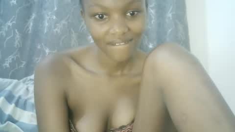 sweet_mellanie001 online show from March 11, 7:48 am