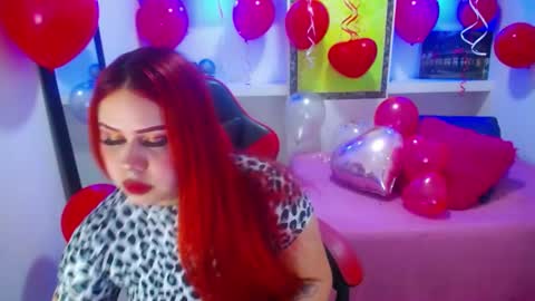 Snapshot of sweet_melody_xx chatting on February 14, 6:45 am MELODY online show from February 14, 6:45 am