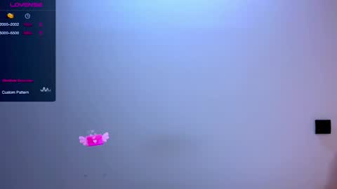 Snapshot of sweet_mia_91 chatting on April 1, 1:41 pm Mia online show from April 1, 1:41 pm