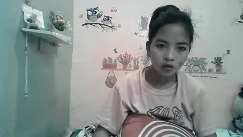 Snapshot of sweet_morenaph chatting on May 18, 10:04 pm sweet_morenaph online show from May 18, 10:04 pm