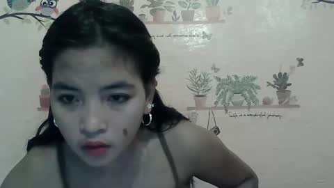 Snapshot of sweet_morenaph chatting on May 26, 11:39 am sweet_morenaph online show from May 26, 11:39 am
