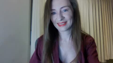 Snapshot of sweet_poeme chatting on June 21, 12:30 pm sweet_poeme online show from June 21, 12:30 pm
