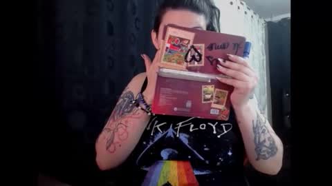 sweet_poison_666 online show from May 5, 11:46 pm