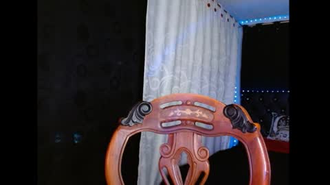 sweet_poison_666 online show from May 10, 12:05 am