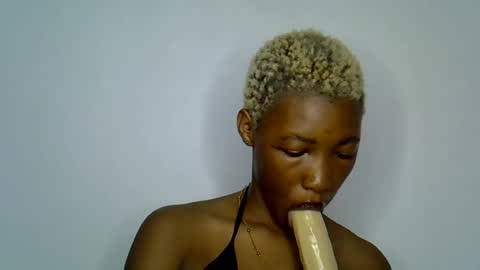 sweet girl online show from June 27, 5:56 am