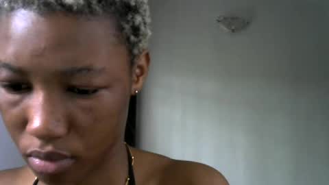 sweet girl online show from July 26, 7:59 am