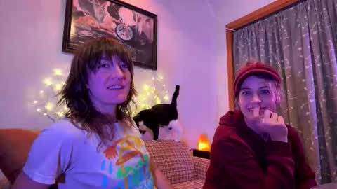 Snapshot of sweet_ramona chatting on December 17, 2:06 am Ramona online show from December 17, 2:06 am