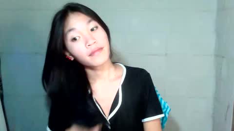Snapshot of sweet_reyan2003 chatting on May 13, 2:14 pm REYAN online show from May 13, 2:14 pm