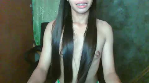 Snapshot of sweet_reyan2003 chatting on May 16, 7:05 am REYAN online show from May 16, 7:05 am