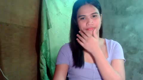 Snapshot of sweet_reyan2003 chatting on June 20, 7:00 am REYAN online show from June 20, 7:00 am