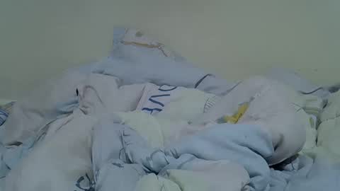 Snapshot of sweet_shari chatting on October 10, 11:42 am Princess shari online show from October 10, 11:42 am