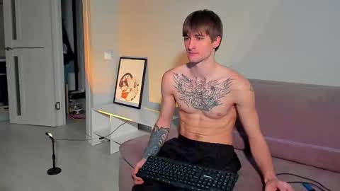 sweet_smith8 online show from February 28, 11:36 am