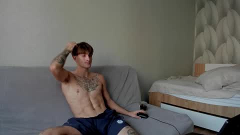 sweet_smith8 online show from September 10, 4:45 am