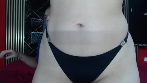 sweet_sofi20 online show from April 8, 2:17 pm