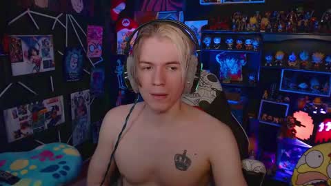 Snapshot of sweet_steve chatting on March 3, 4:03 am Matt online show from March 3, 4:03 am