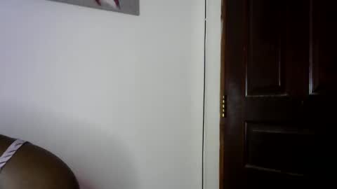 sweet_strawberina online show from May 23, 9:46 am