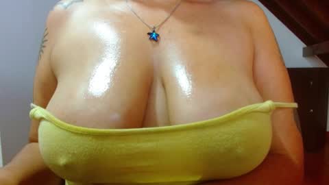 Snapshot of sweet_tammyy chatting on March 1, 12:07 am tammy IG stammy 36 online show from March 1, 12:07 am