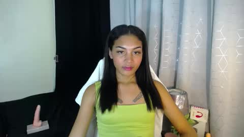 Snapshot of sweet_trishaxx chatting on September 13, 6:40 pm Trisha online show from September 13, 6:40 pm