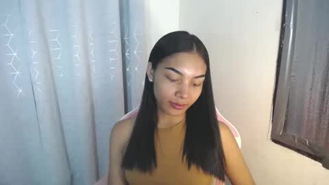 Snapshot of sweet_trishaxx chatting on October 8, 10:57 am Trisha online show from October 8, 10:57 am