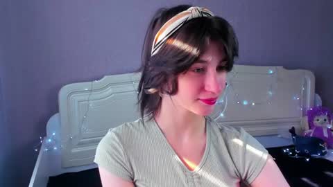 Snapshot of sweet_vanillopa chatting on July 4, 1:34 am Carolina Lu online show from July 4, 1:34 am