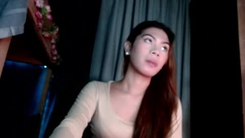 sweet_vell online show from May 31, 7:48 pm
