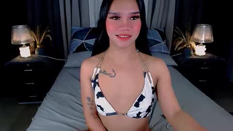 Snapshot of sweet_zoey12 chatting on September 21, 8:16 am bea takashi online show from September 21, 8:16 am