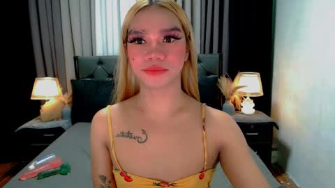 bea takashi  online show from May 5, 9:39 am