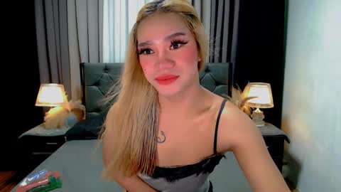 bea takashi  online show from May 16, 9:39 am