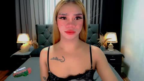 bea takashi  online show from May 18, 9:15 am