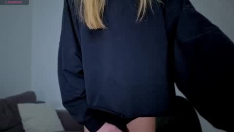 sweet_zz_gold online show from February 27, 6:30 pm