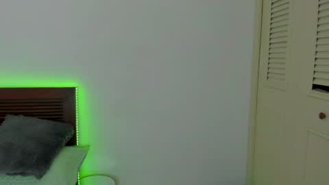 Snapshot of sweetafrican_squirt chatting on May 9, 3:45 am sweetafrican_squirt online show from May 9, 3:45 am