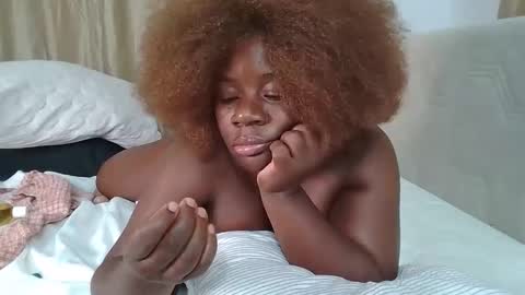 Snapshot of sweetafricangal chatting on February 3, 11:54 pm NASHA online show from February 3, 11:54 pm