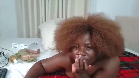 Snapshot of sweetafricangal chatting on February 10, 12:04 am NASHA online show from February 10, 12:04 am