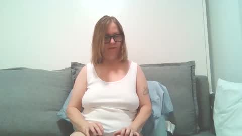 sweetandnaughty123 online show from April 8, 7:47 pm