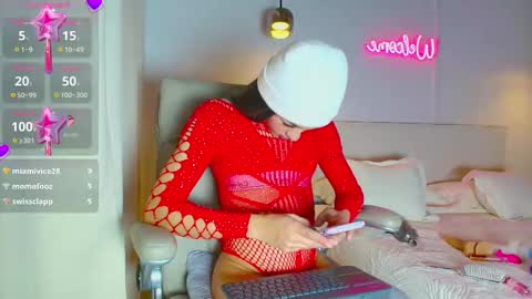 Snapshot of sweetandreagil chatting on March 6, 1:48 am Andrea Cheryl GiLandreagil80 In Instagram online show from March 6, 1:48 am
