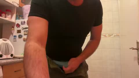 Snapshot of sweetandstrongjoy chatting on December 27, 5:48 pm sweetandstrongjoy online show from December 27, 5:48 pm