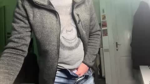 Snapshot of sweetandstrongjoy chatting on February 16, 9:48 pm sweetandstrongjoy online show from February 16, 9:48 pm