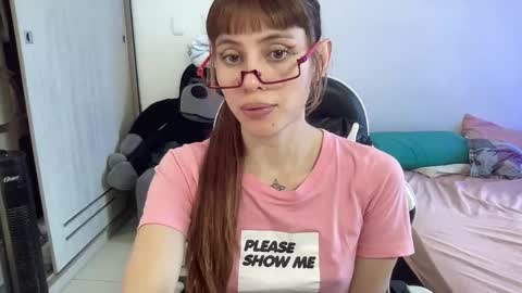 Snapshot of sweetaura0_0 chatting on March 2, 6:59 pm SweetAura0 0 online show from March 2, 6:59 pm