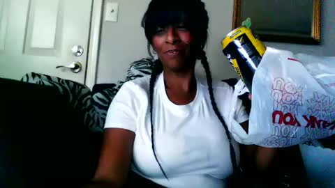 sweetaztee online show from October 17, 10:12 pm