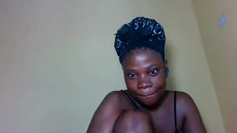 Snapshot of sweetbaby002 chatting on June 17, 4:15 am RACHAEL online show from June 17, 4:15 am