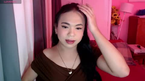 Snapshot of sweetbabyanna chatting on June 29, 6:52 am SweetAnna online show from June 29, 6:52 am