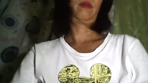 Snapshot of sweetbella24 chatting on July 12, 12:07 pm im anne online show from July 12, 12:07 pm
