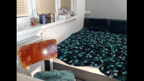 Sweetboobs85h online show from February 28, 9:27 pm