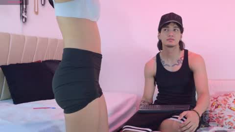 sweetbutspicy online show from May 4, 12:12 pm