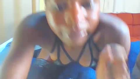 Snapshot of sweetcarry2 chatting on May 22, 8:58 pm sally online show from May 22, 8:58 pm